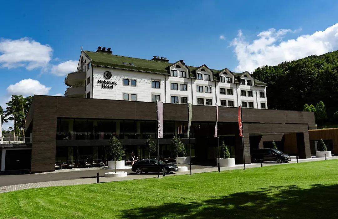 Habakuk Wellness & Event Hotel-1