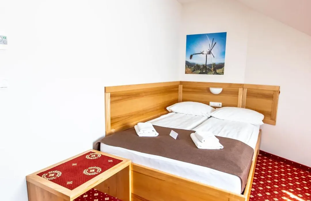 B&B Bau-1